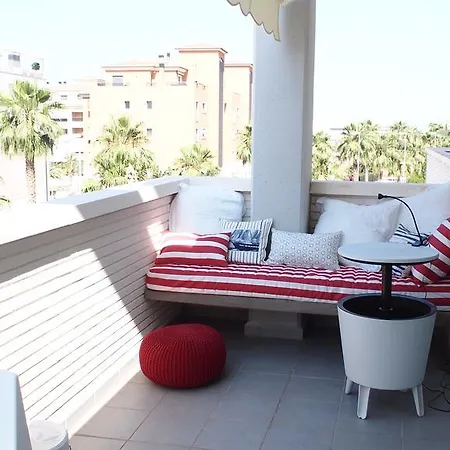 Apartamentos Elegance Denia デニア