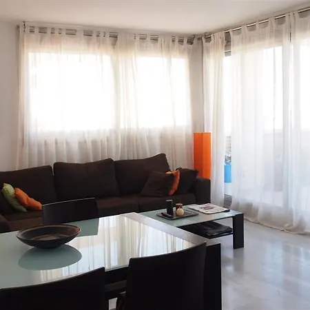 Apartamentos Elegance Denia デニア
